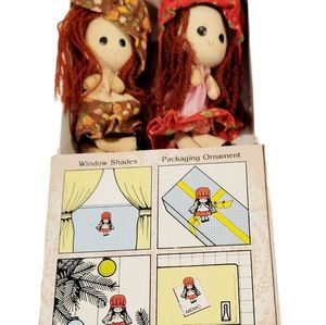 1982 Vintage Dolly Sisters Magnets